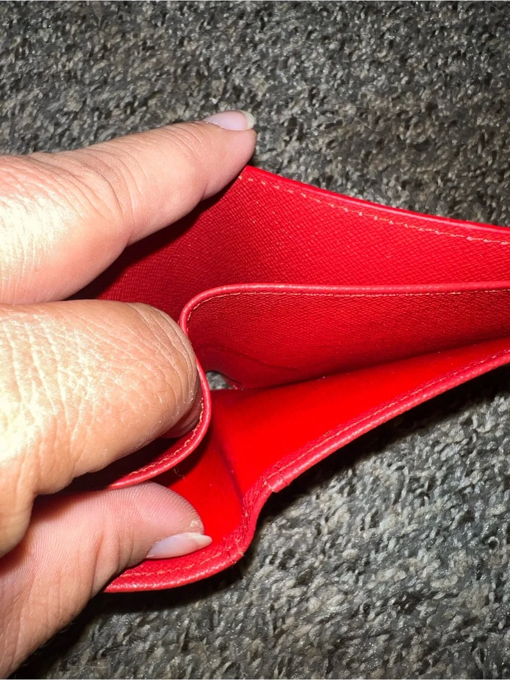 Men’s red wallet